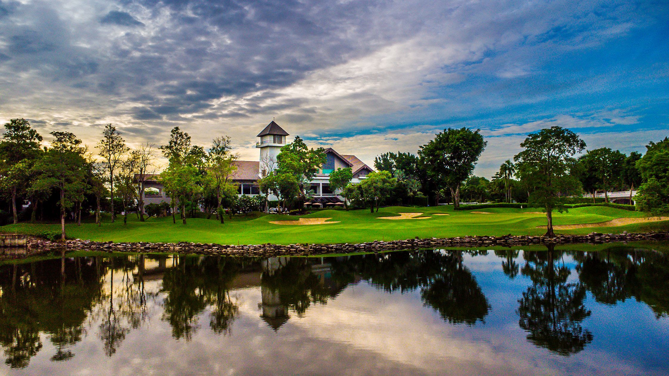 Alpine Golf & Sports Club (