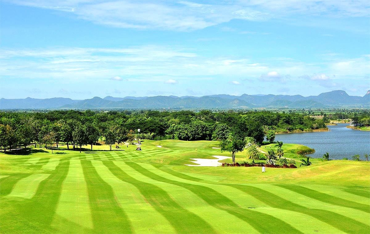 Grand Prix Golf Club (