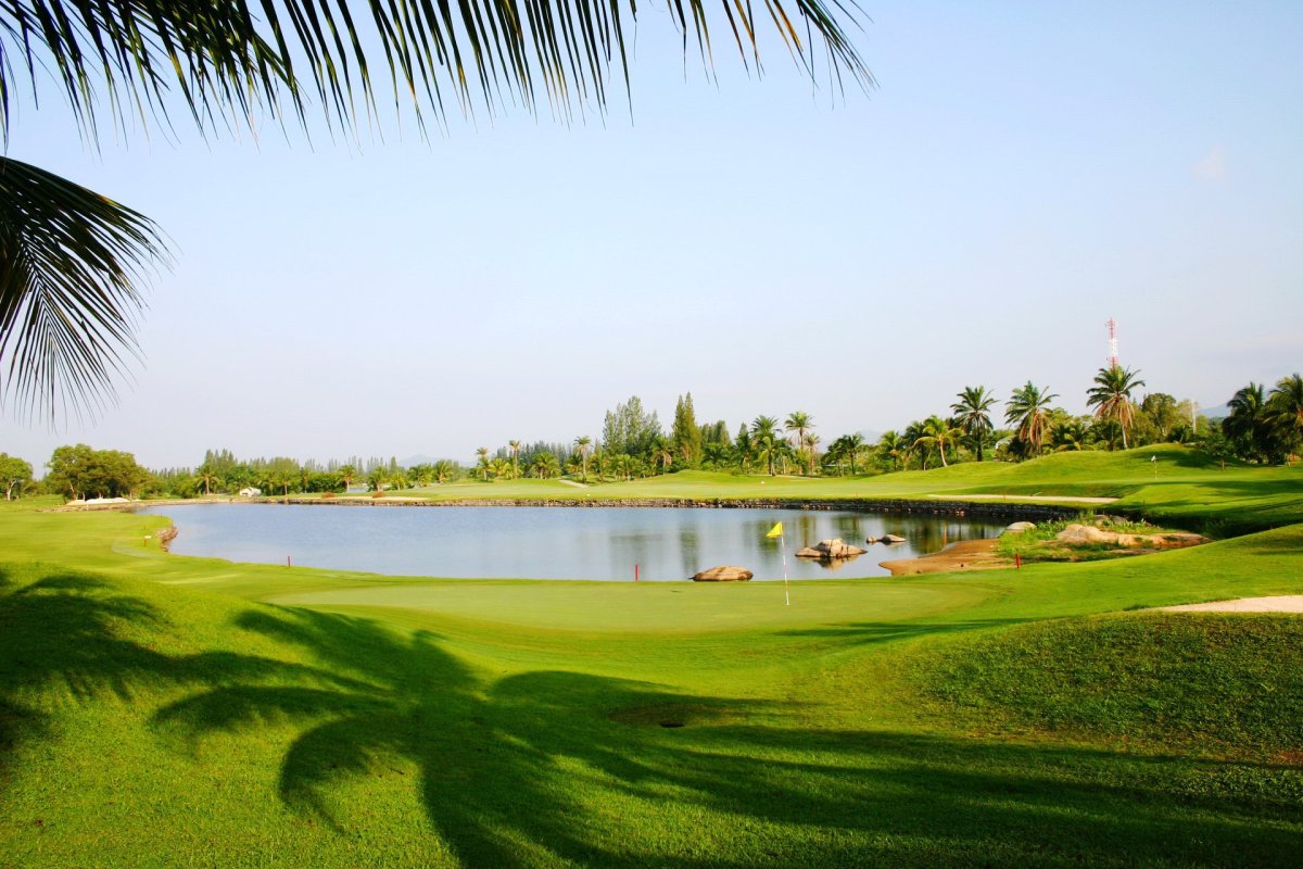 Khao Kheow Country Club (