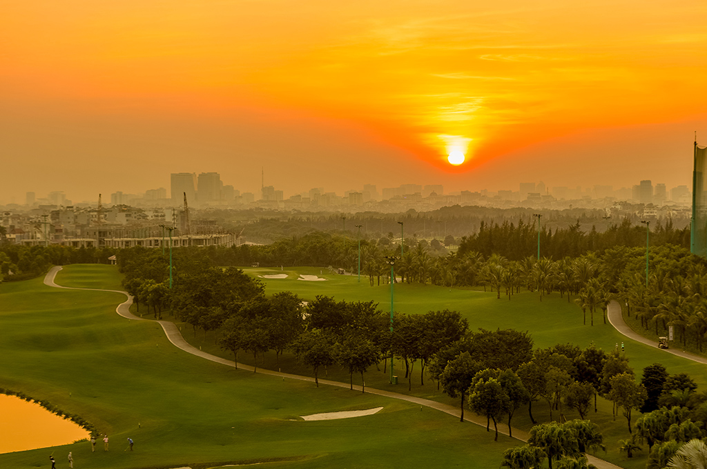 Terrain de golf Long Bien (