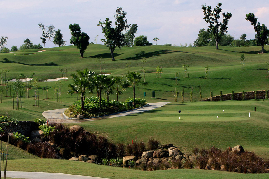 Saujana Golf & Country Club, Bunga Raya Course (