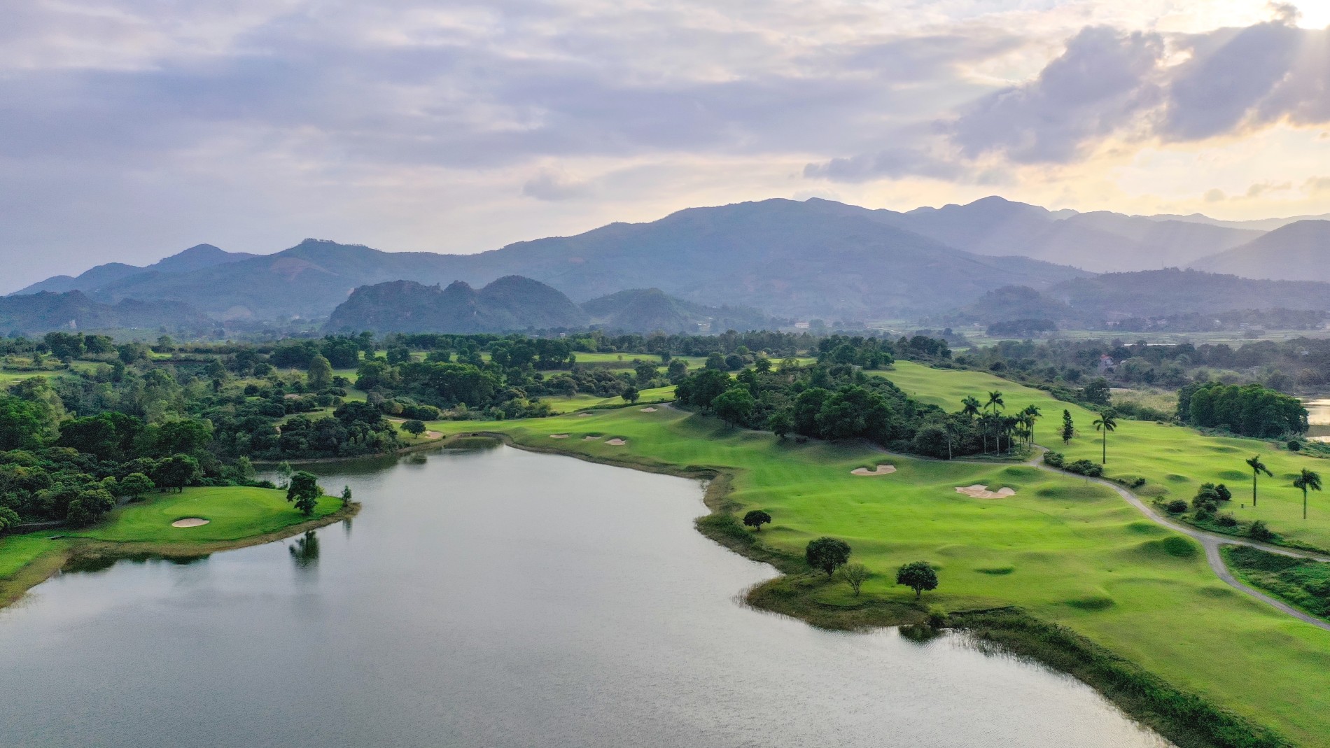 Sky Lake Resort & Golf Club (