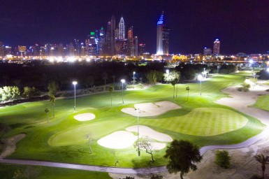 Emirates Golf Club (Golf de nuit)