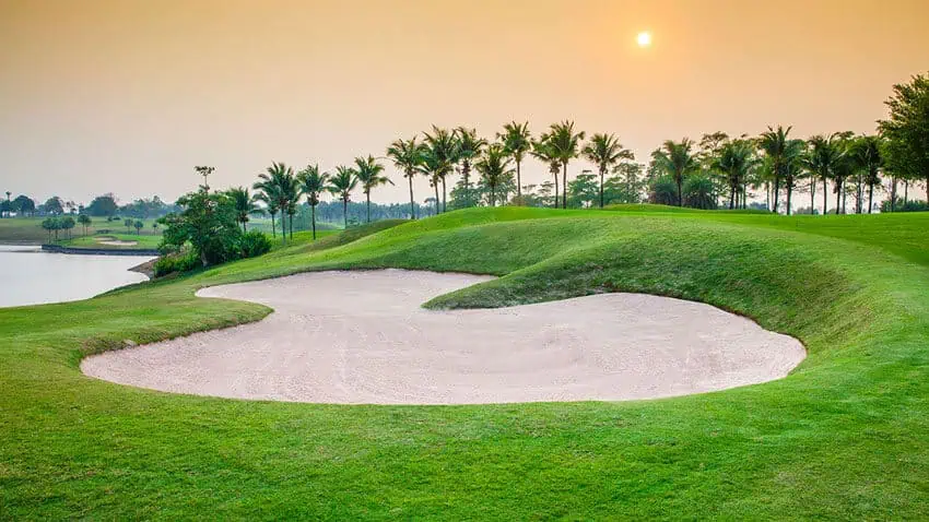 7. Terrain de golf de Pattana