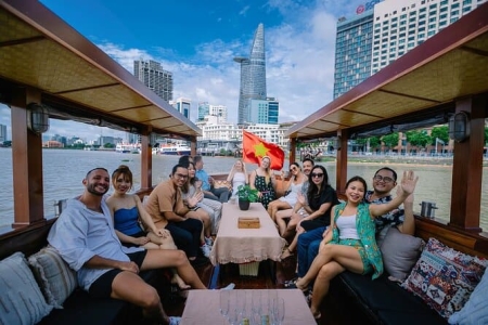 Croisière sur la rivière Saigon, pont découvert