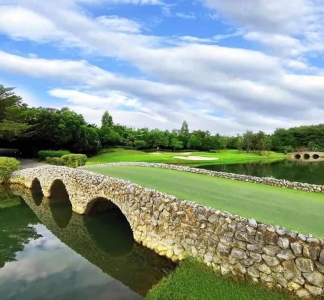 Le Royal Gems Golf City