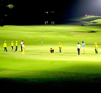 golf-de-nuit-à-Laem-Chabang